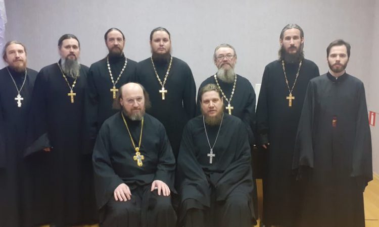 Руководитель Центра «Метанойя» встретился с духовенством и жителями Саткинского района