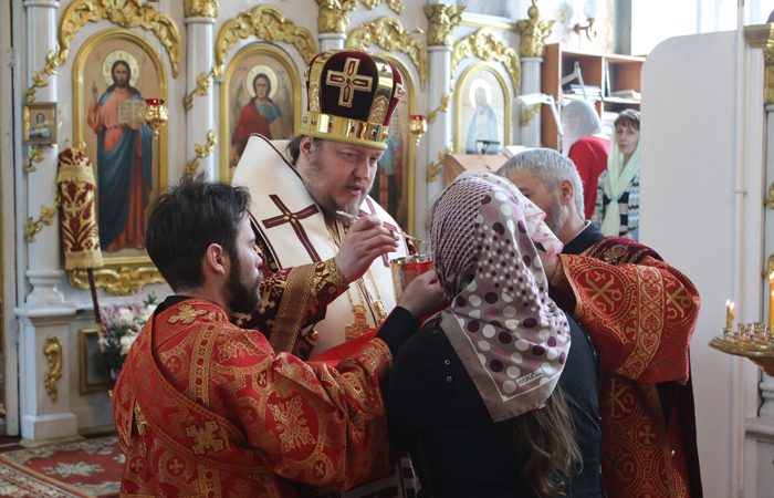 Архиерейское богослужение в Саткинском соборном храме